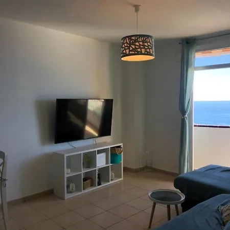 Apartament Con 2 Da Letto Vista Al Mar